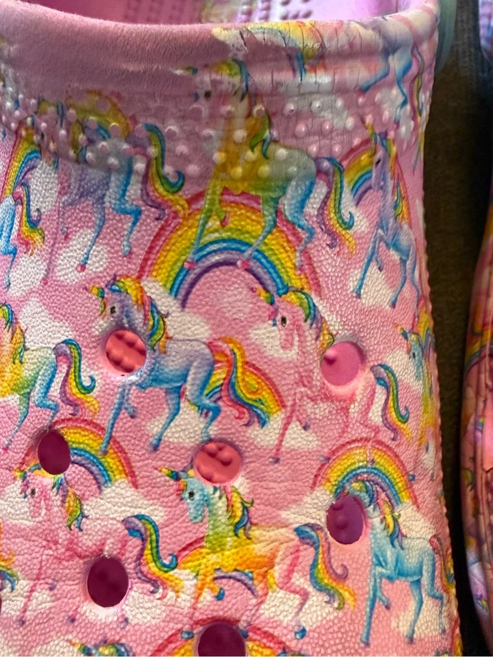 Lisa Frank Crocs Girls Size 2 Pink Floral Sandals - slip on- unicorns, rainbow